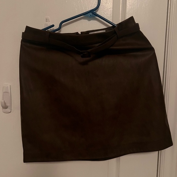 Suzy Shier Dark Brown Mini Skirt - Picture 3 of 5